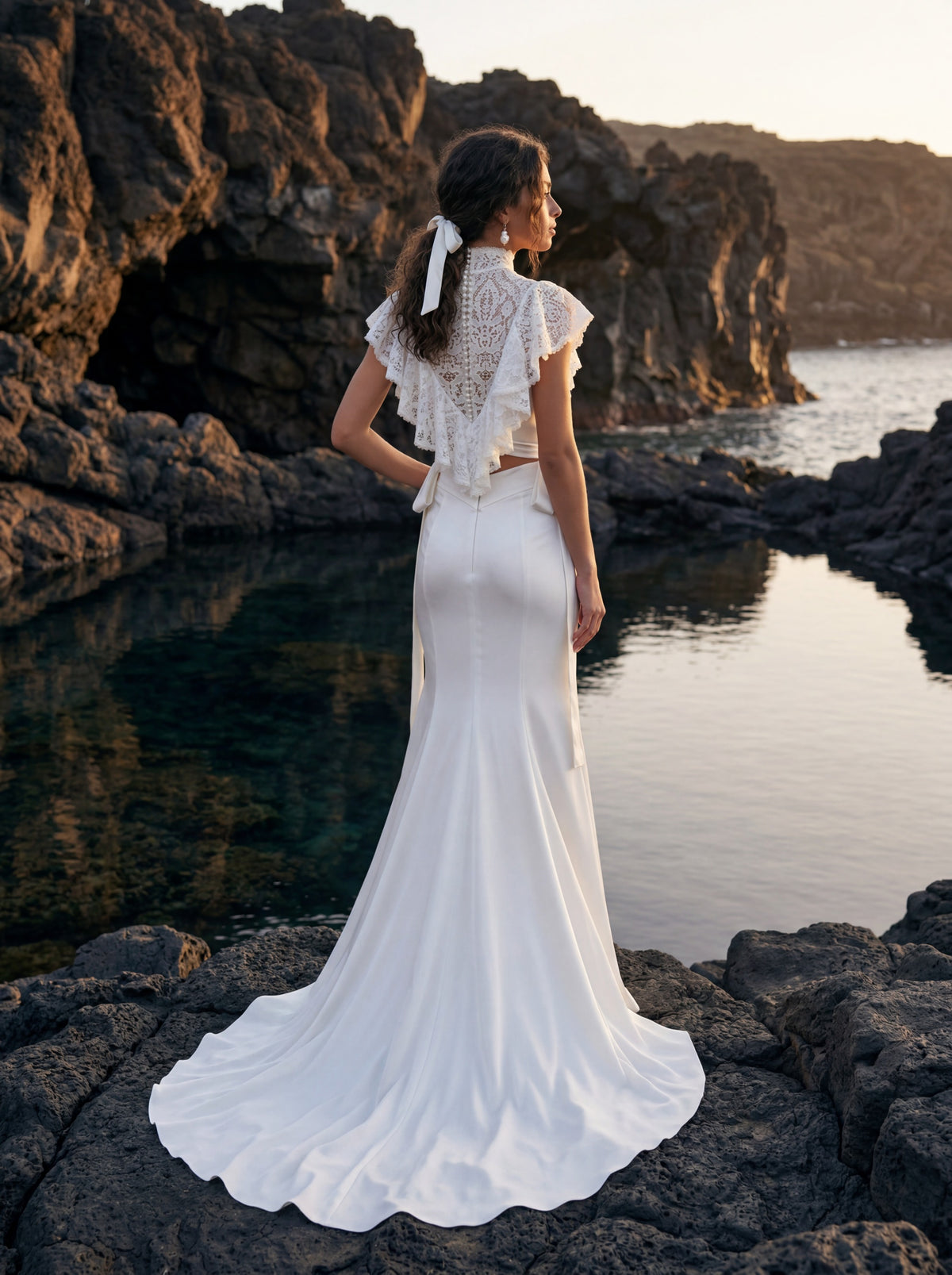 Lace Bridal Crop Top and Satin Mermaid Skirt — Illusion 2027, photograph 3