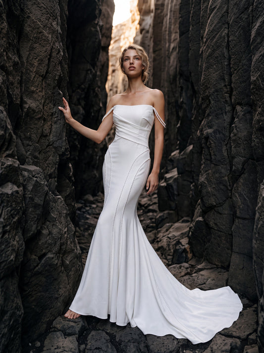 Mermaid Wedding Dress with Draped Bodice and Fine Straps — Illusion 2027, photograph 1