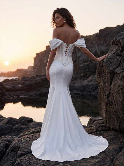 Satin and Lace Mermaid Wedding Dress with Removable Skirt — Illusion 2027, photograph 4