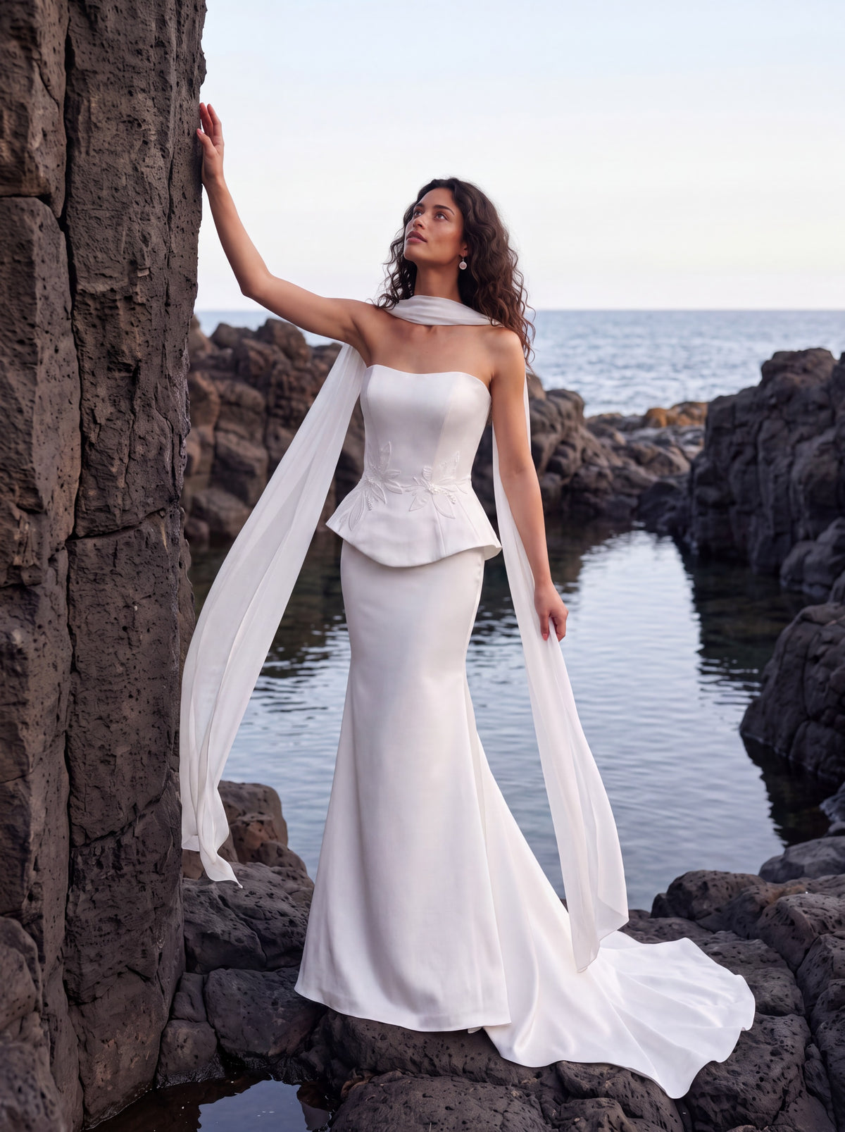 Satin Corset Wedding Dress with Fitted Skirt and Train — Illusion 2027, photograph 2