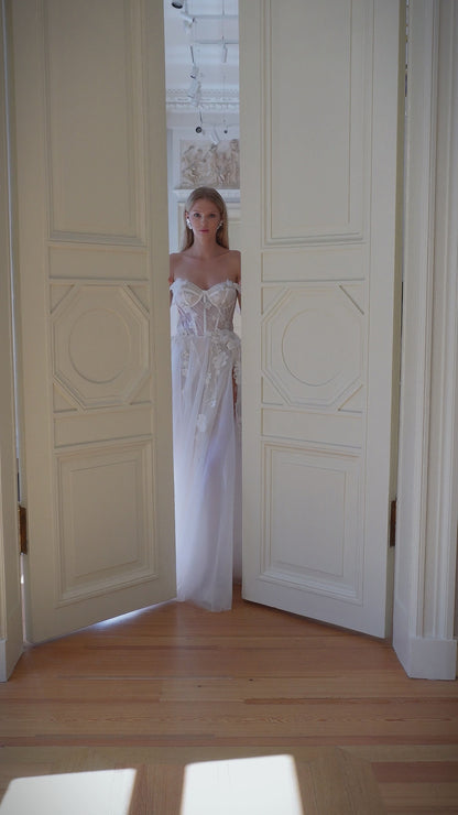 Off-the-shoulder A-line tulle wedding dress with 3D florals