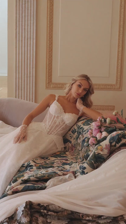 Tulle Ball Gown Wedding Dress with Sweetheart Lace Corset, Straps and Peplum