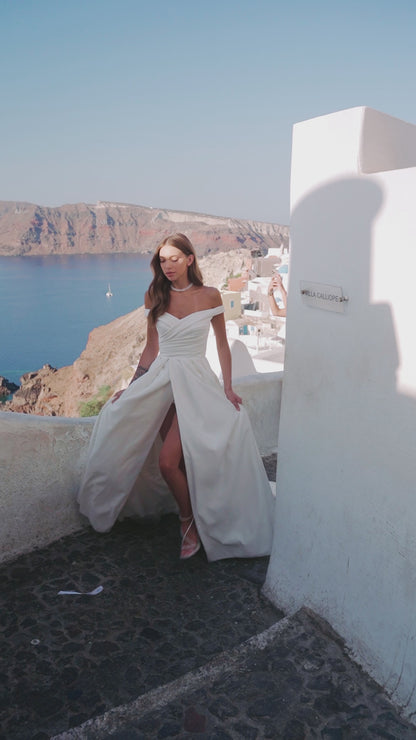 Classic A-line Off-shoulder Wedding Dress with Pleated Skirt
