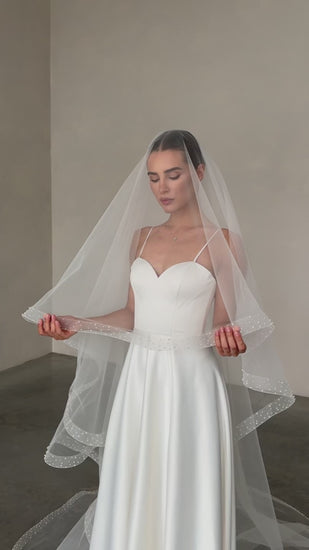 Two-Layer Veil with Horsehair Trim and Beaded Edge - video
