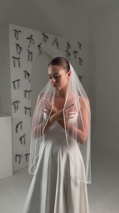 Veil with Small Pearls and Clear Crystal Edge - video