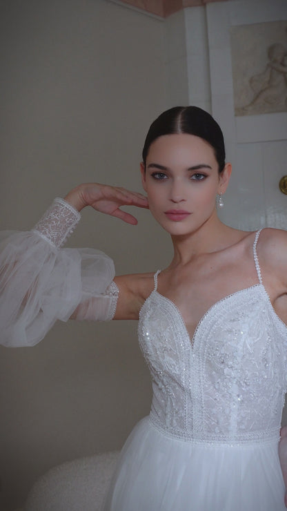 Romantic boho wedding dress with removable lantern sleeves