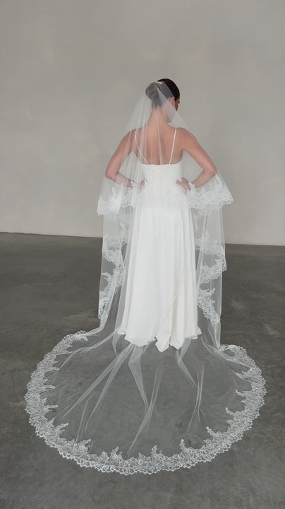 Two-Layer Veil with Chantilly Lace Trim - video
