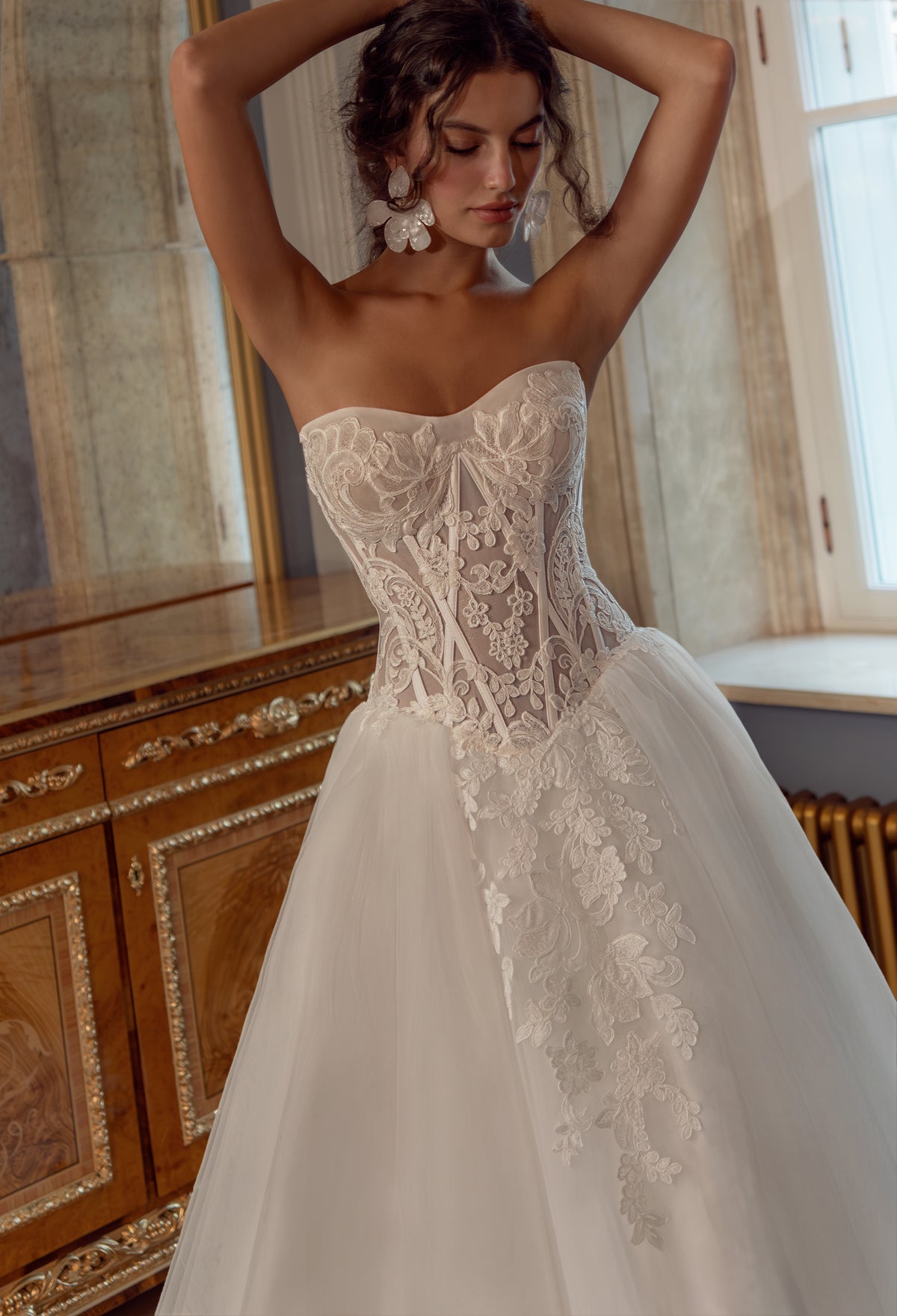 Lace Corset Ball Gown Wedding Dress with Sweetheart Neckline and Tulle Skirt