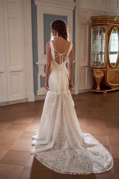 Satin Mermaid Wedding Dress with V-Neck and Lace Flounce Skirt